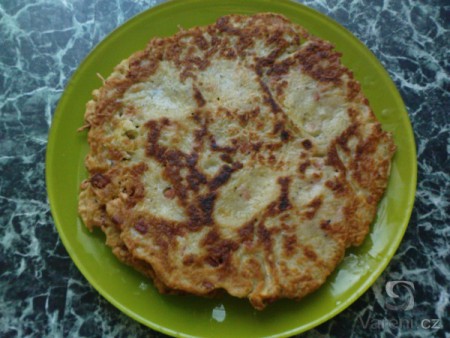 Pražská cmunda (bramborák)